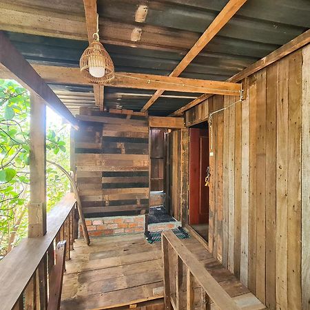 Ratanakiri Homestay & Jungle Trek Banlung Экстерьер фото