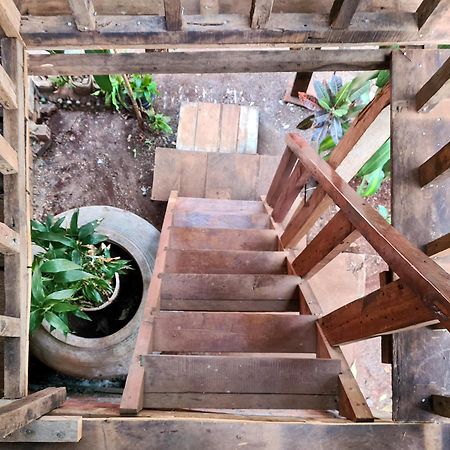Ratanakiri Homestay & Jungle Trek Banlung Экстерьер фото