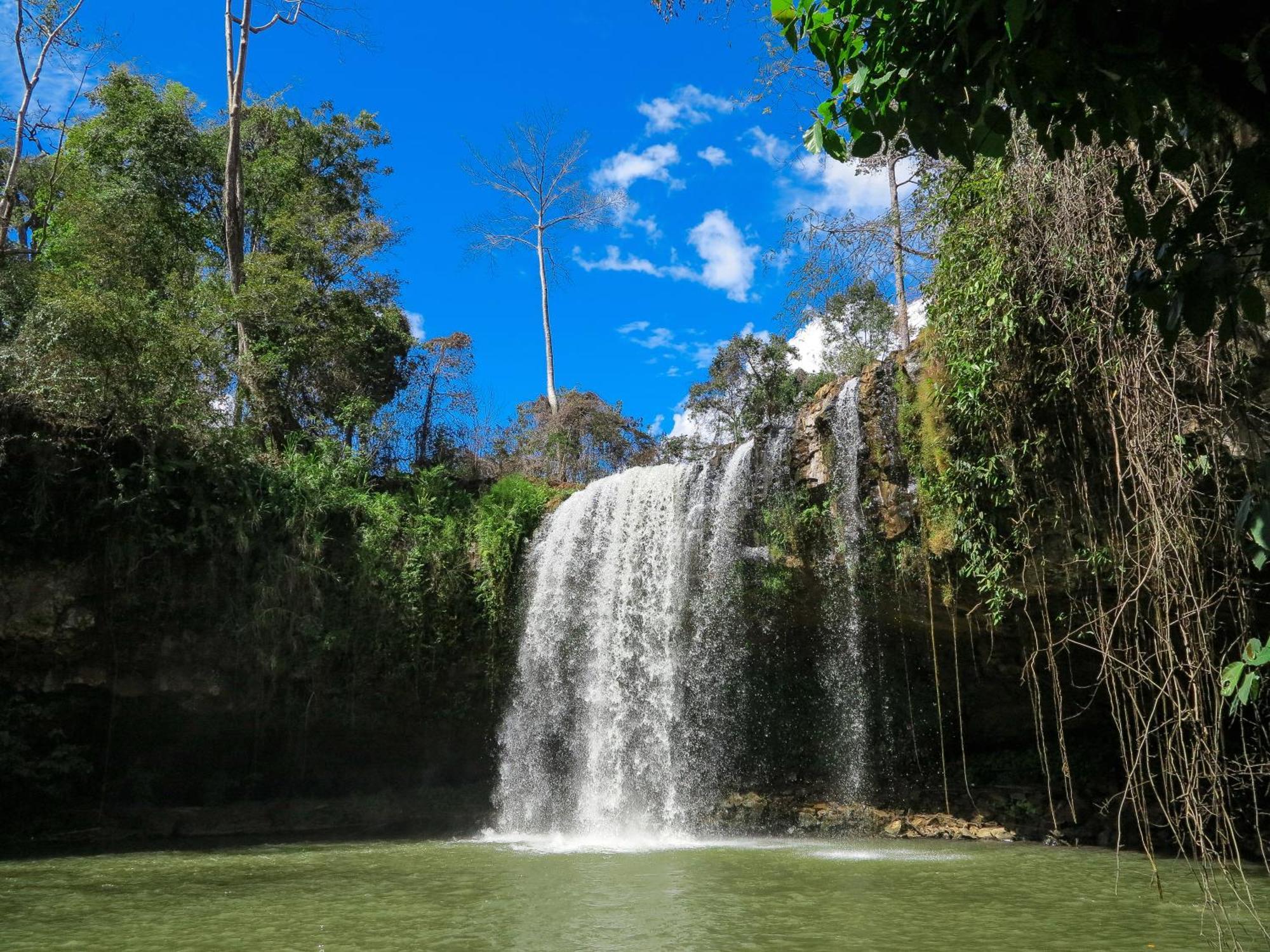 Ratanakiri Homestay & Jungle Trek Banlung Экстерьер фото