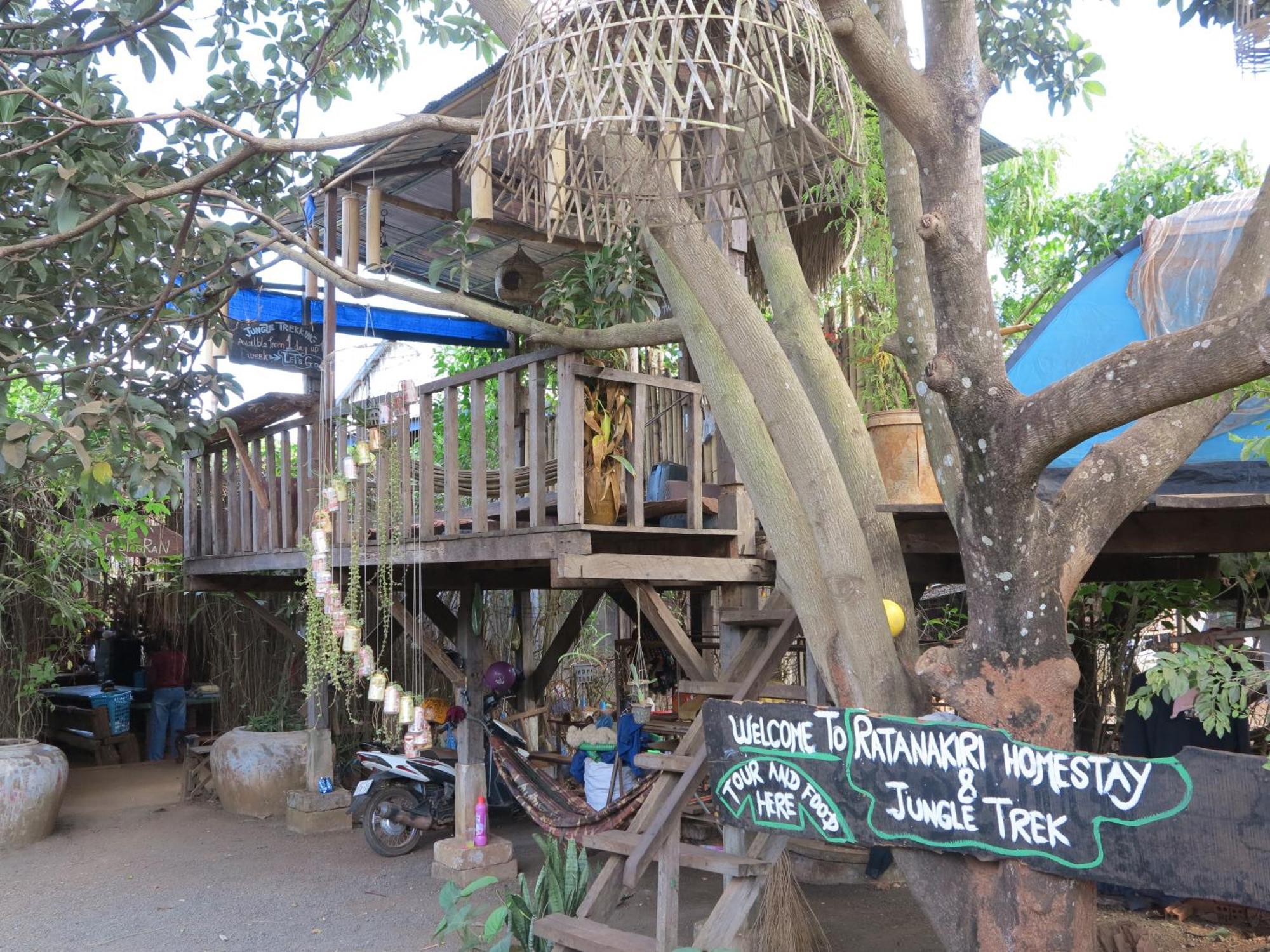 Ratanakiri Homestay & Jungle Trek Banlung Экстерьер фото